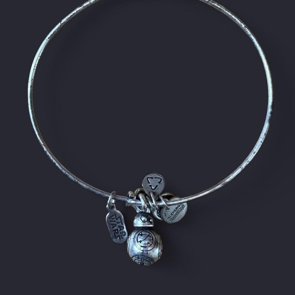 Star Wars BB-8 Alex and Ani Bangle Bracelet‎
